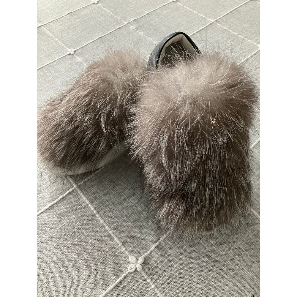 Moncler Victoire Gray Fox Trainers sz 38